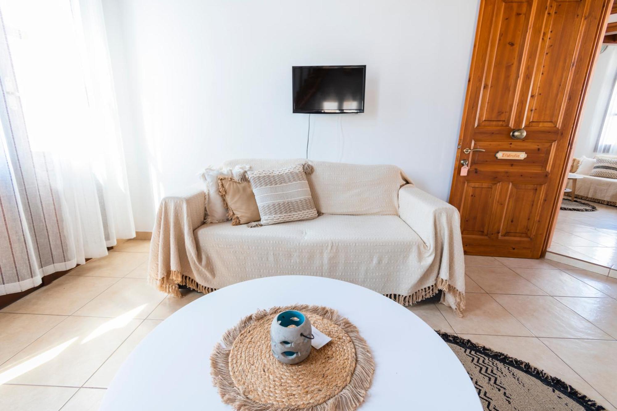 Myrtia Appartement Sými Buitenkant foto