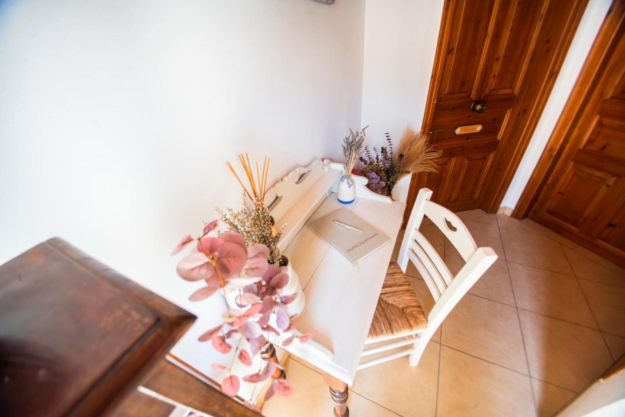 Myrtia Appartement Sými Buitenkant foto